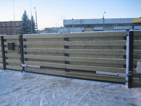 Aiaväravad automaatikaga mhouse